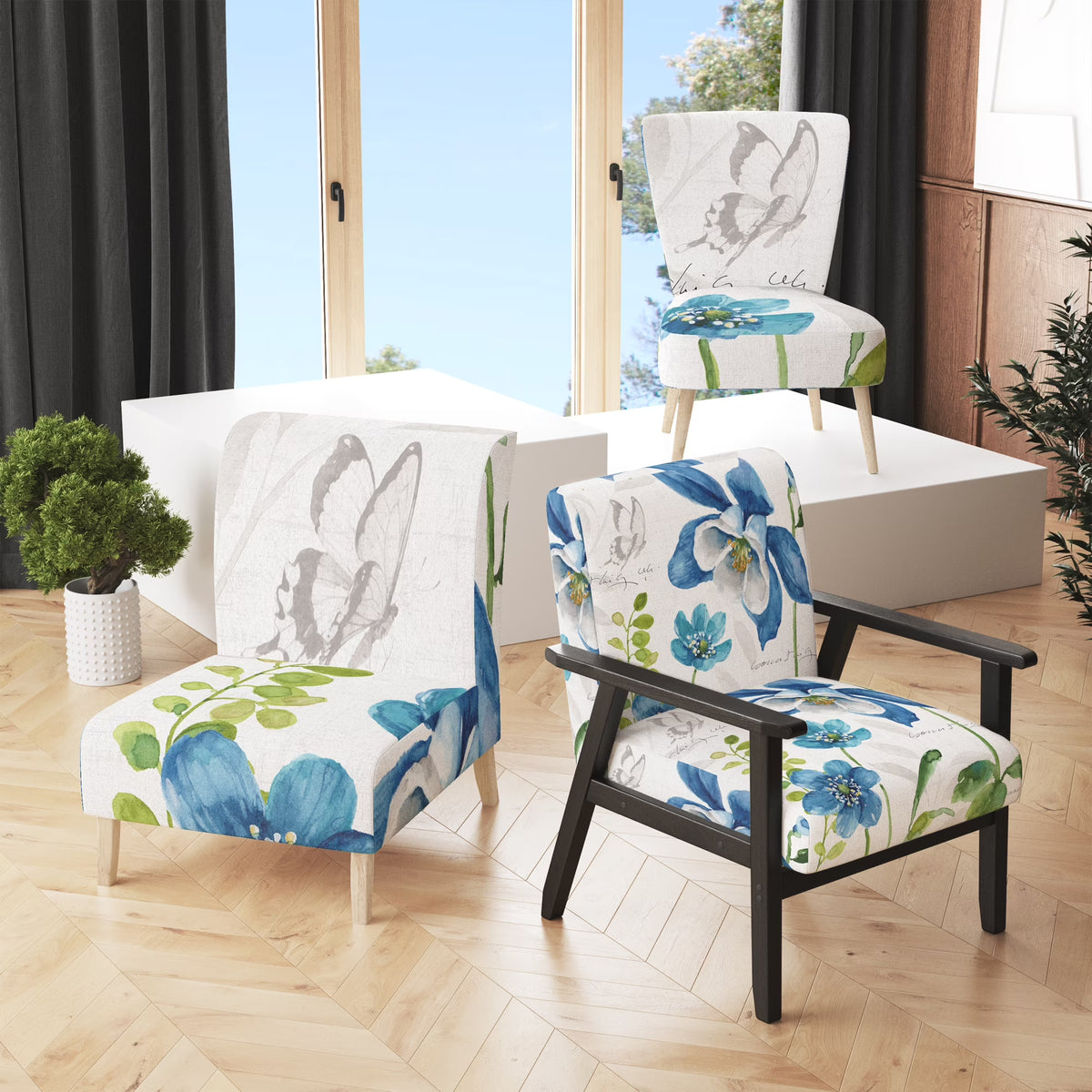 Upholstered Cabin & Lodge Accent Chair O556913