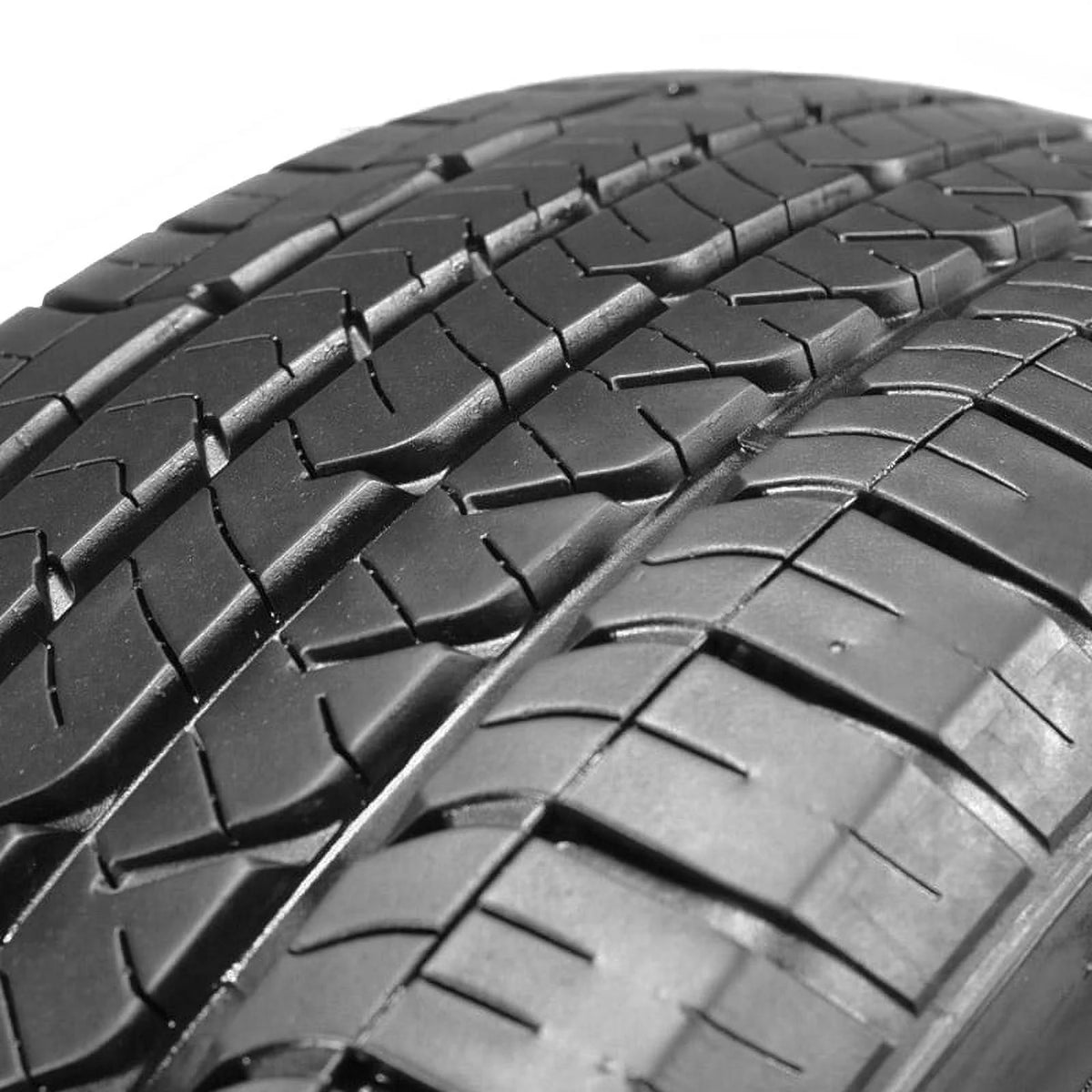 All-Season 215/45R17 91W XL Passenger Tire F517043