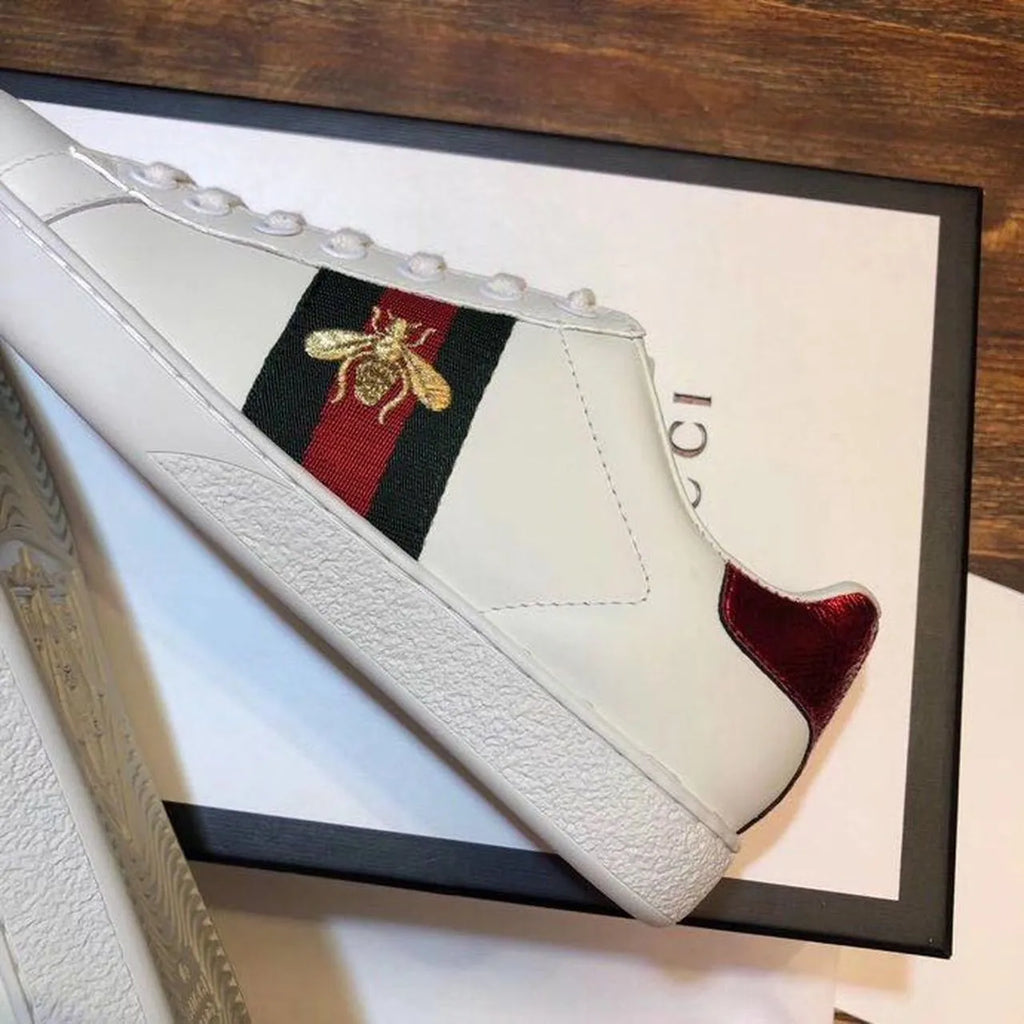 White Calfskin Leather Sneakers O891