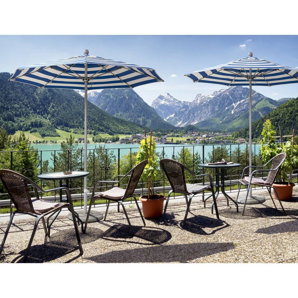 7.5 ft. Fiberglass Sunbrella Market Umbrella Y35344