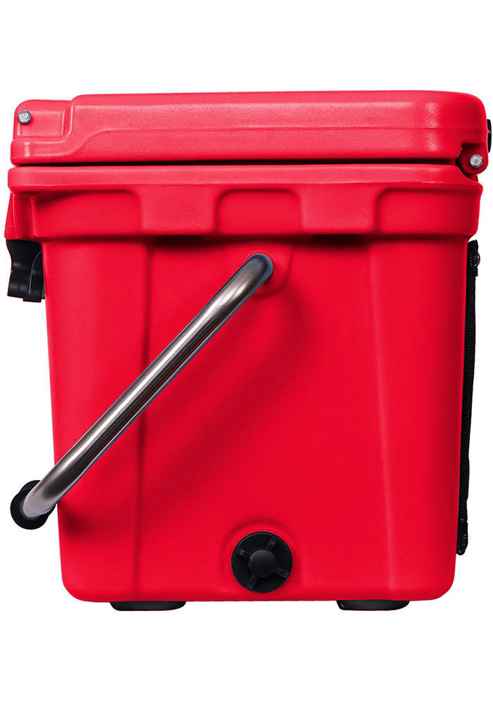 Red 20-Quart Hard-Sided Cooler F45642