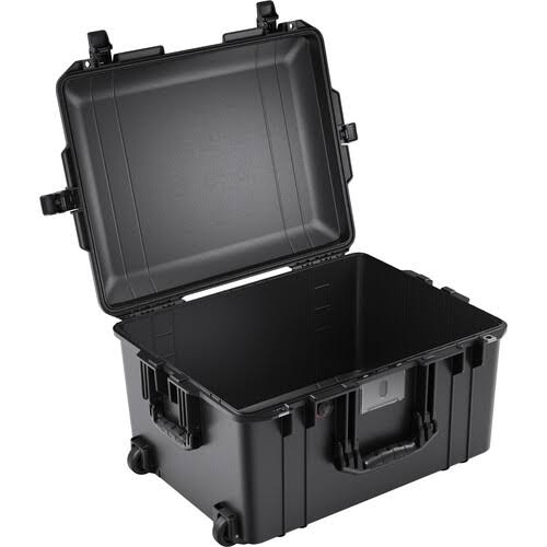Black Air Case with Foam C301