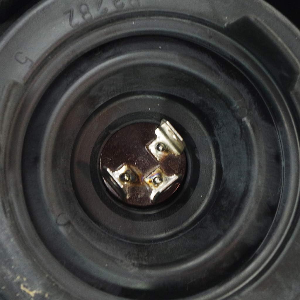 Passenger Side Halogen Headlight Assembly T71720