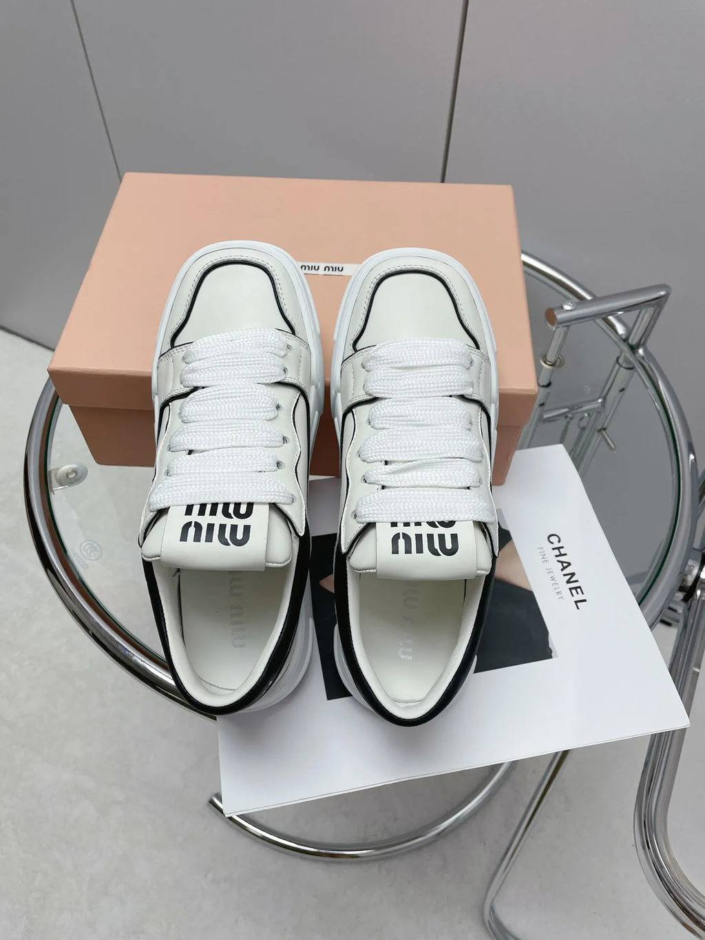 Women Shoes H969679