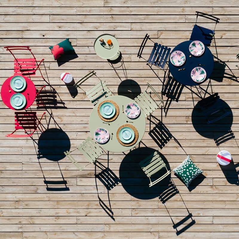 Round Bistro Table Y352480