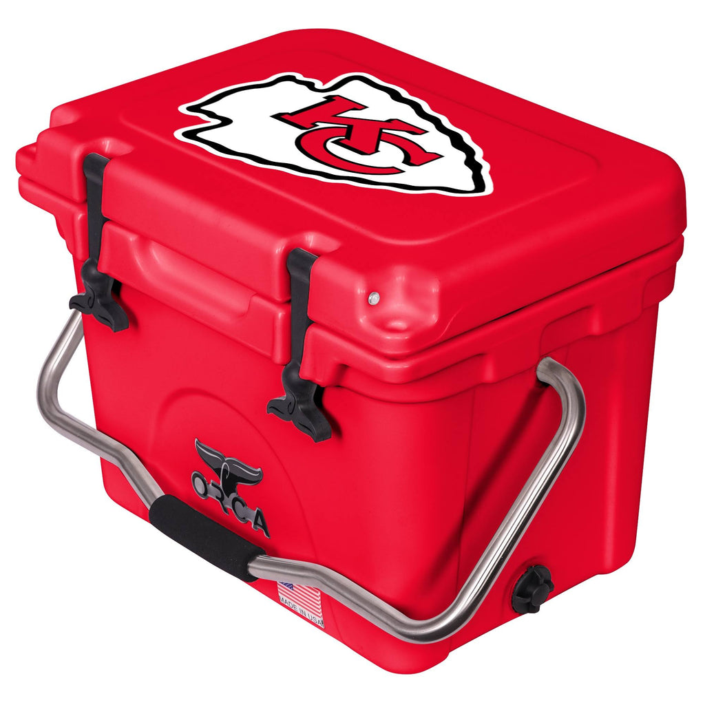 Red 20-Quart Hard-Sided Cooler F45642