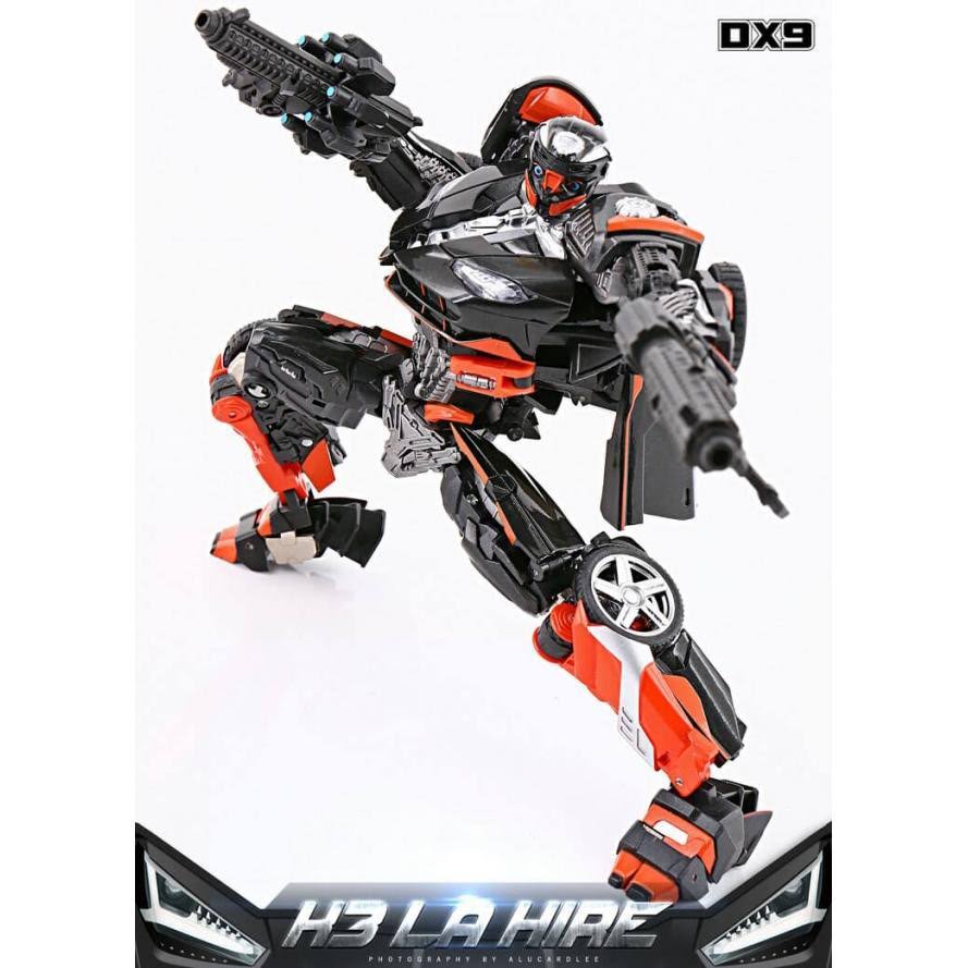 Action Figures J43840